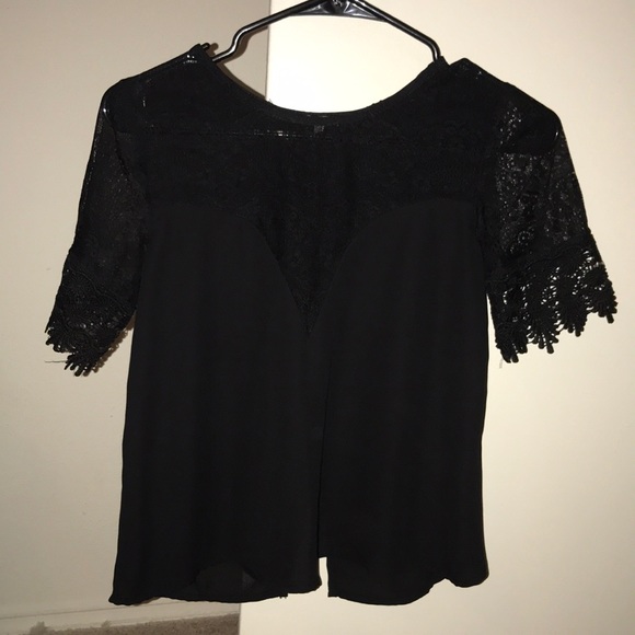 Black open back shirt - Picture 2 of 3